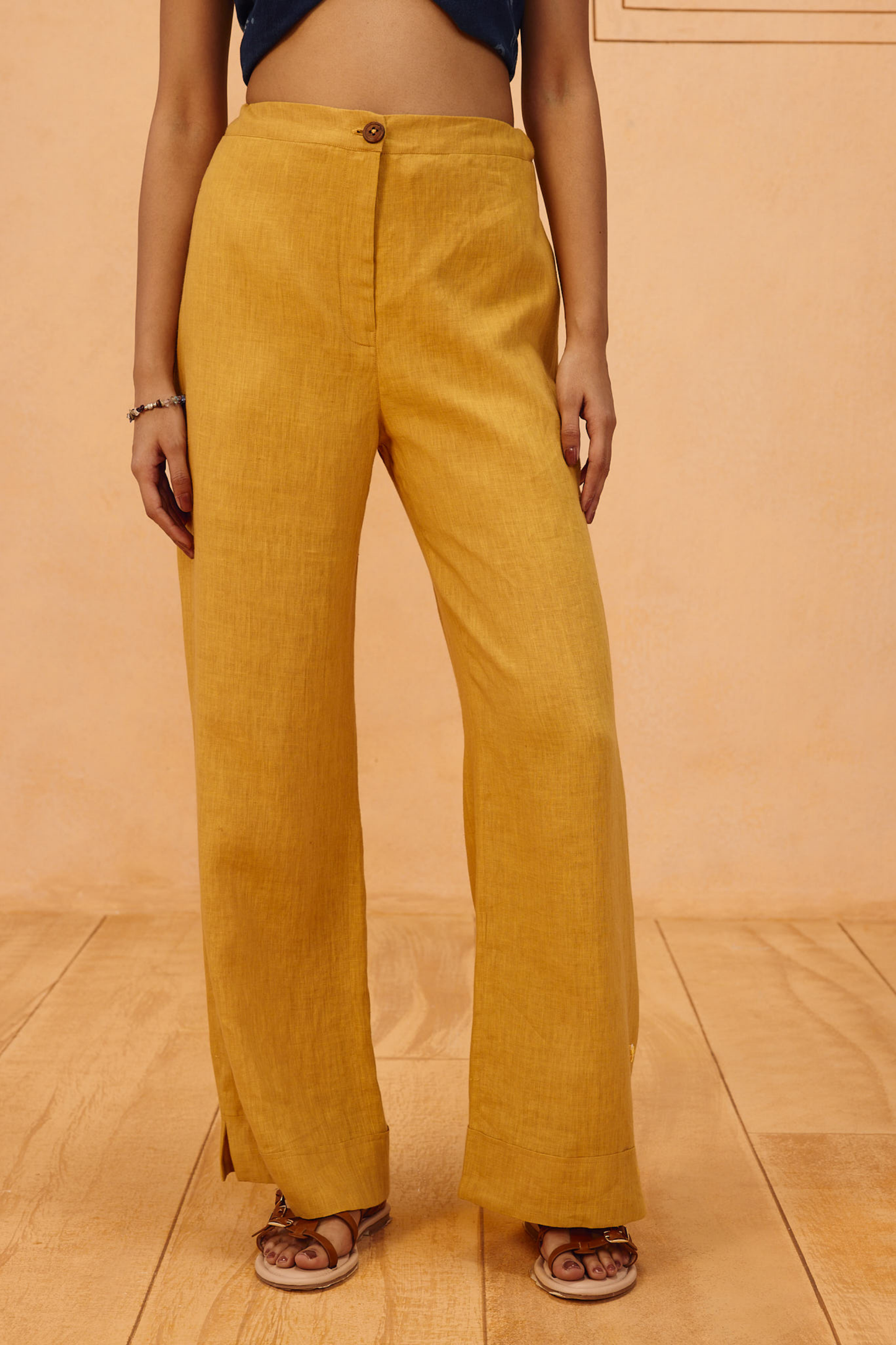 The Ghar Linen Set