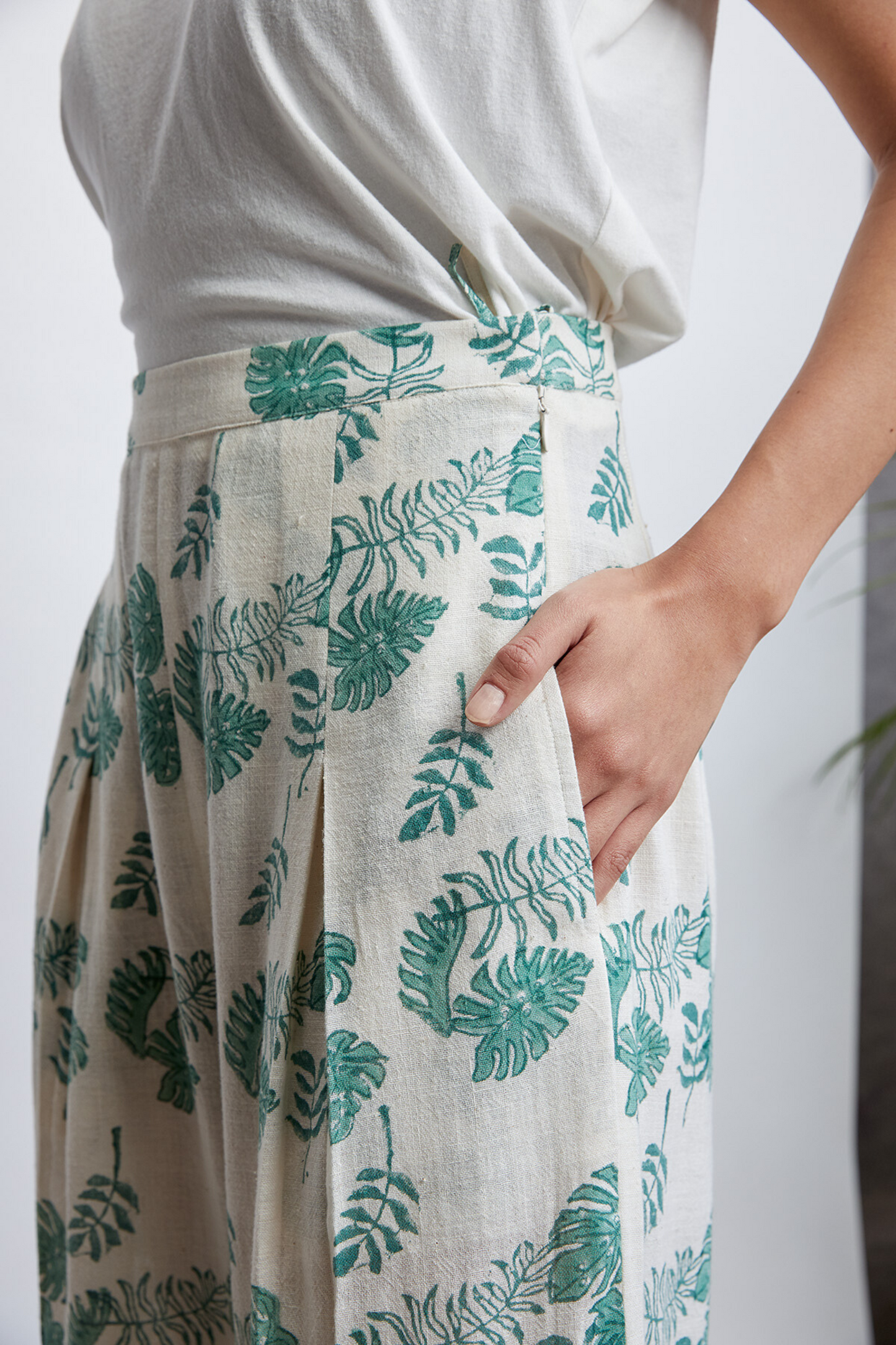 Summer Monstera trousers
