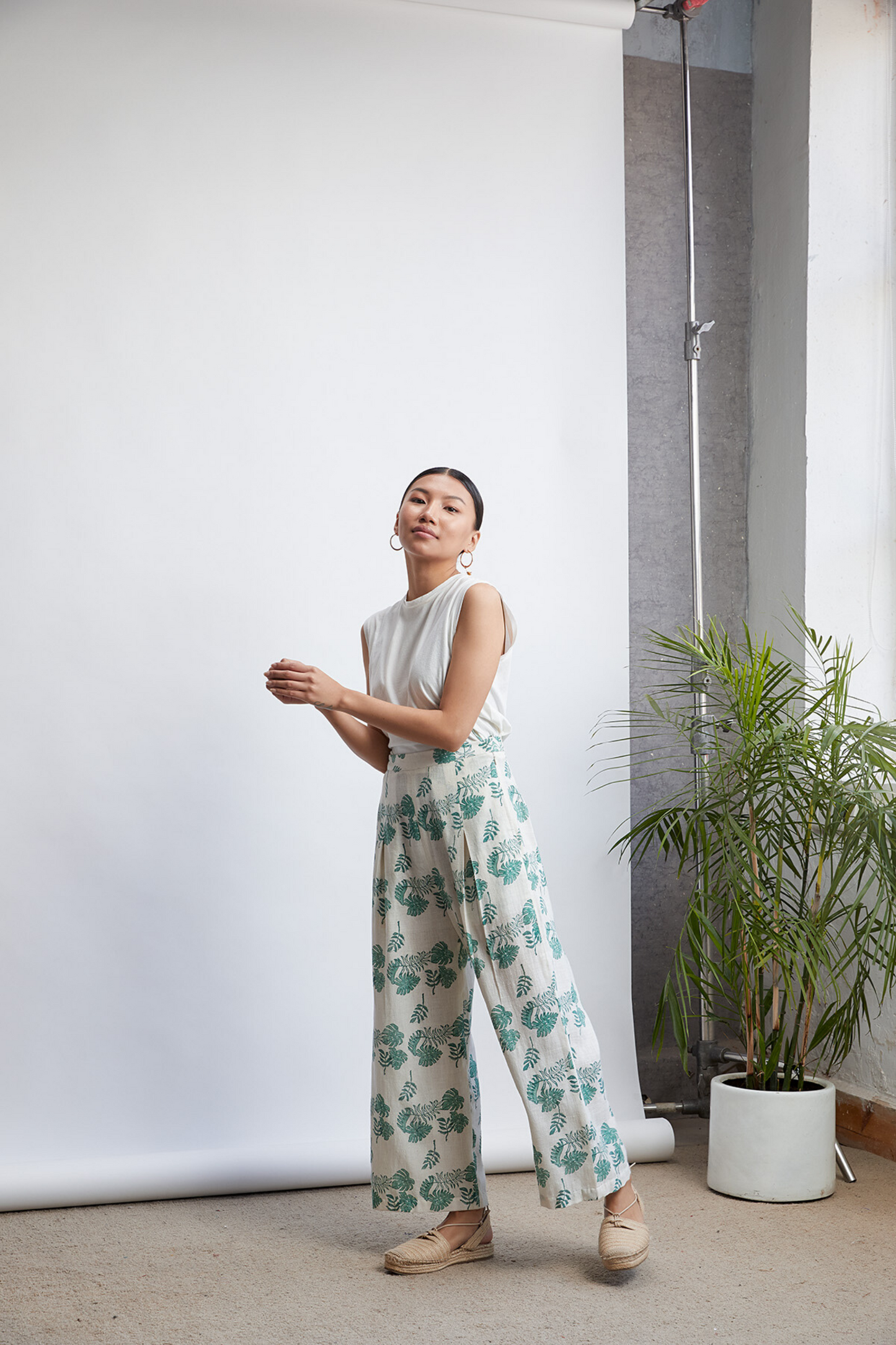 Summer Monstera trousers