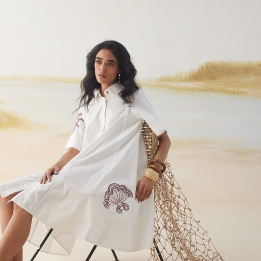 What Self-Love Looks Like in a Conscious Closet: A Timeless Women’s Clothing Guide