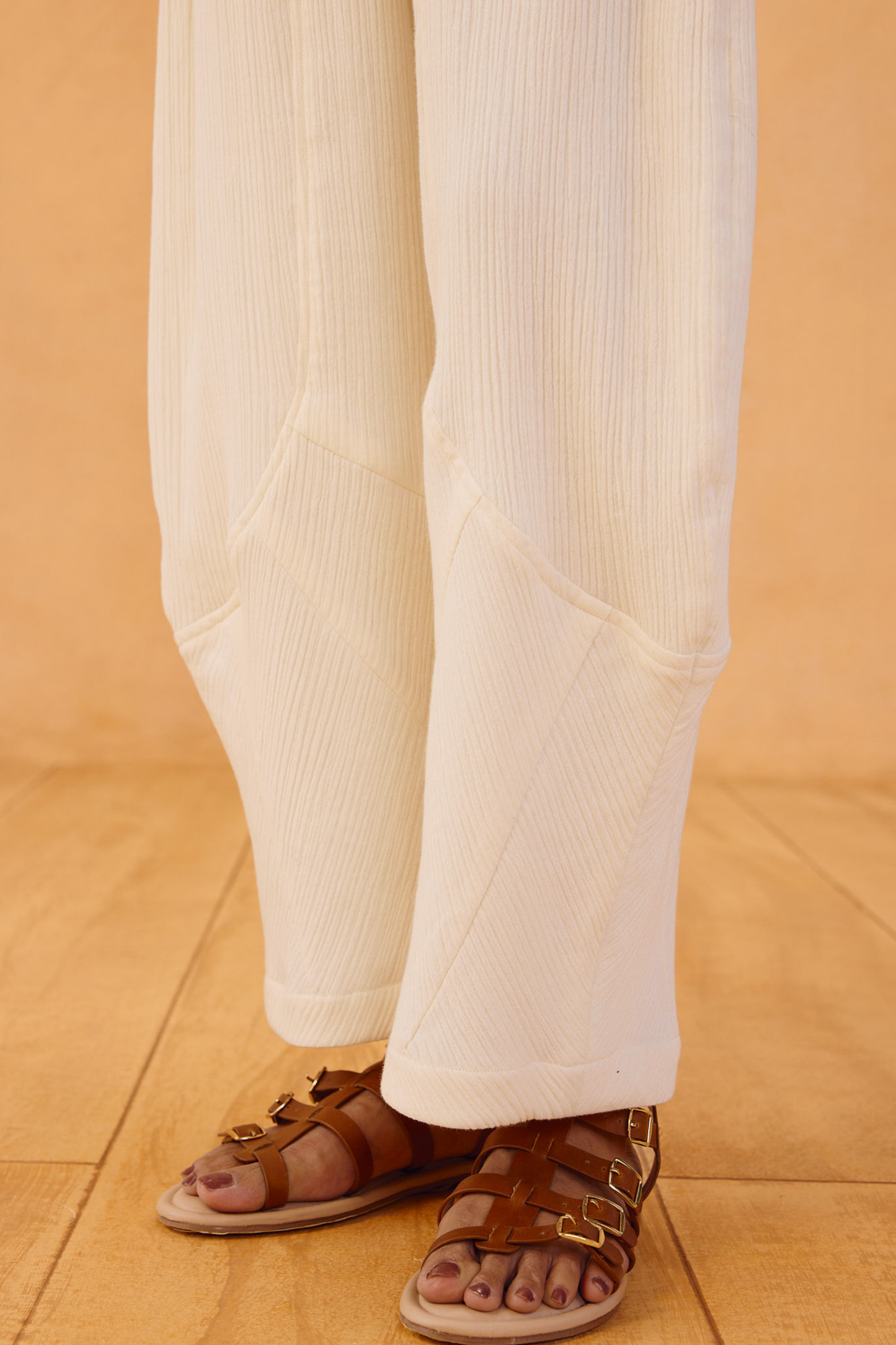 The Frame Organic Cotton Barrel Trousers