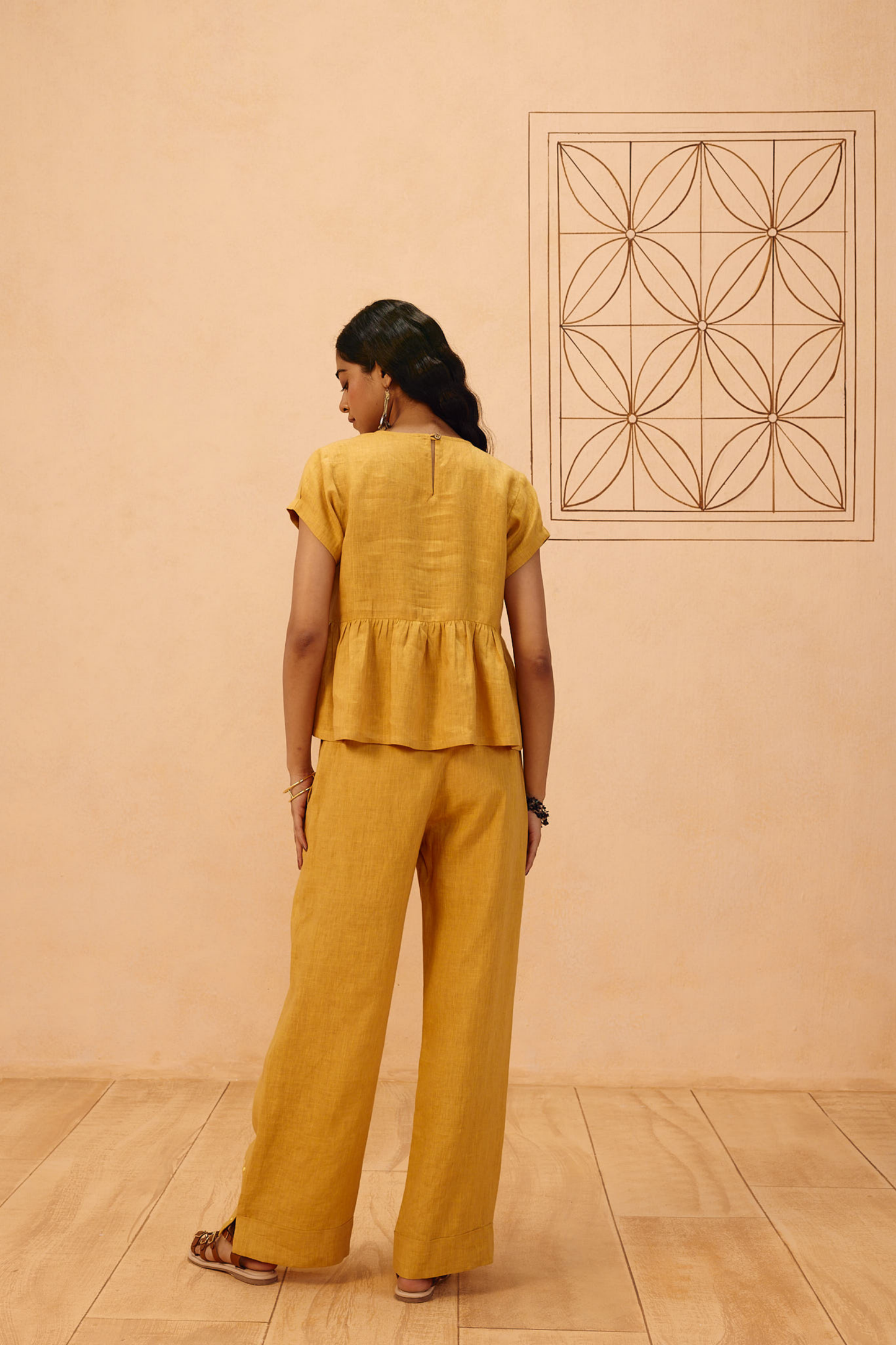The Ghar Linen Trousers