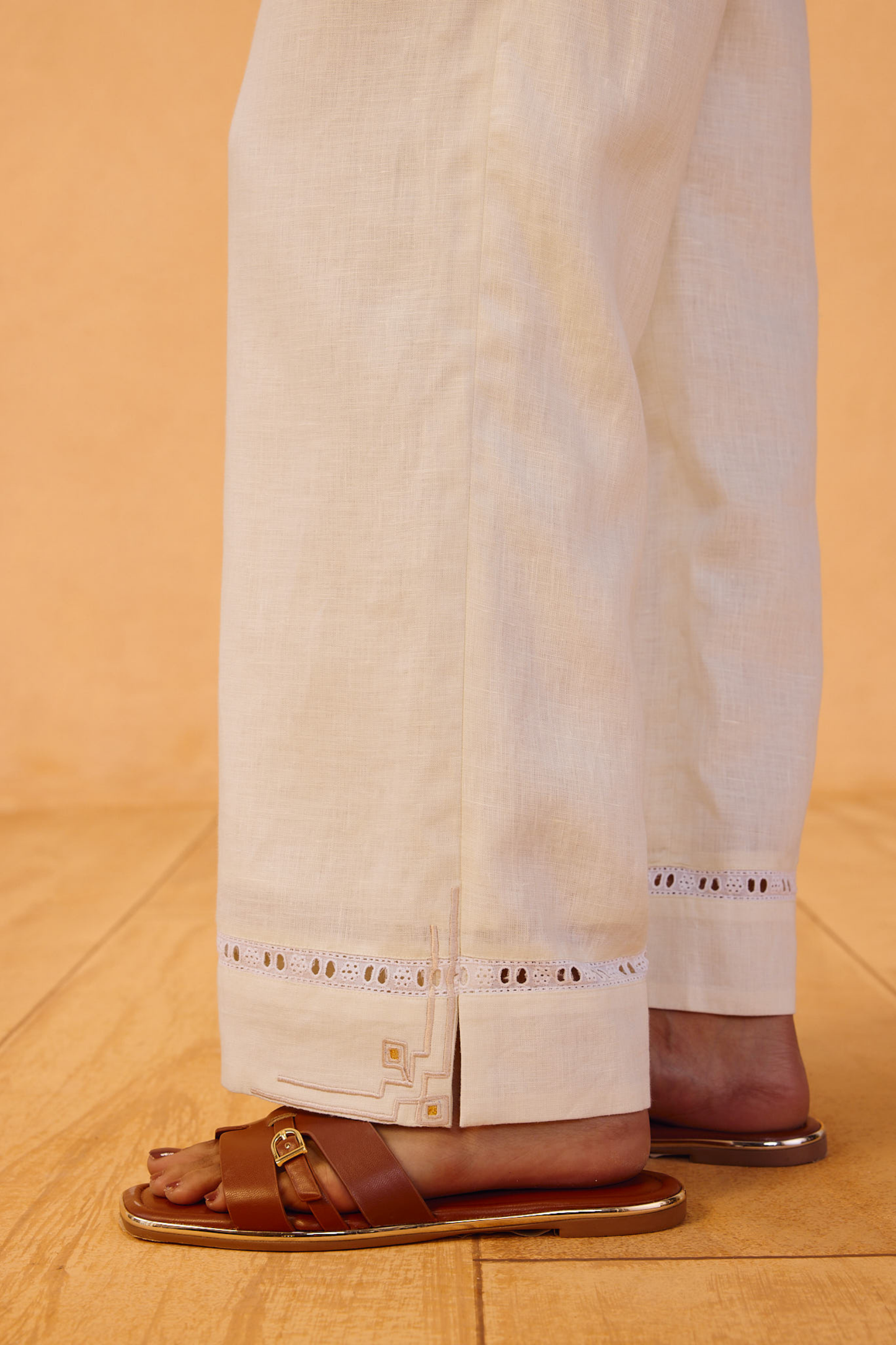 The Neev Linen Trousers