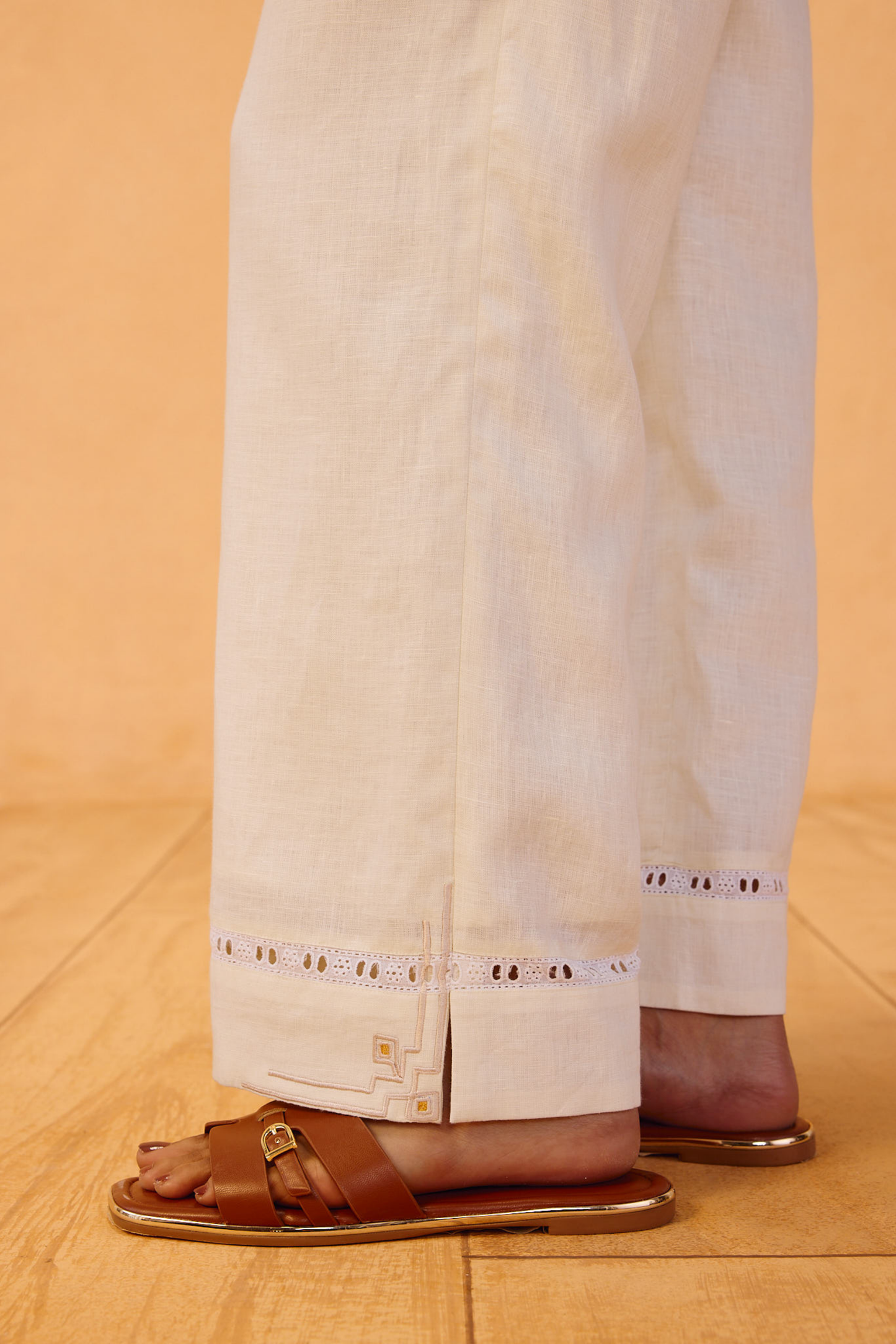 The Neev Linen Trousers
