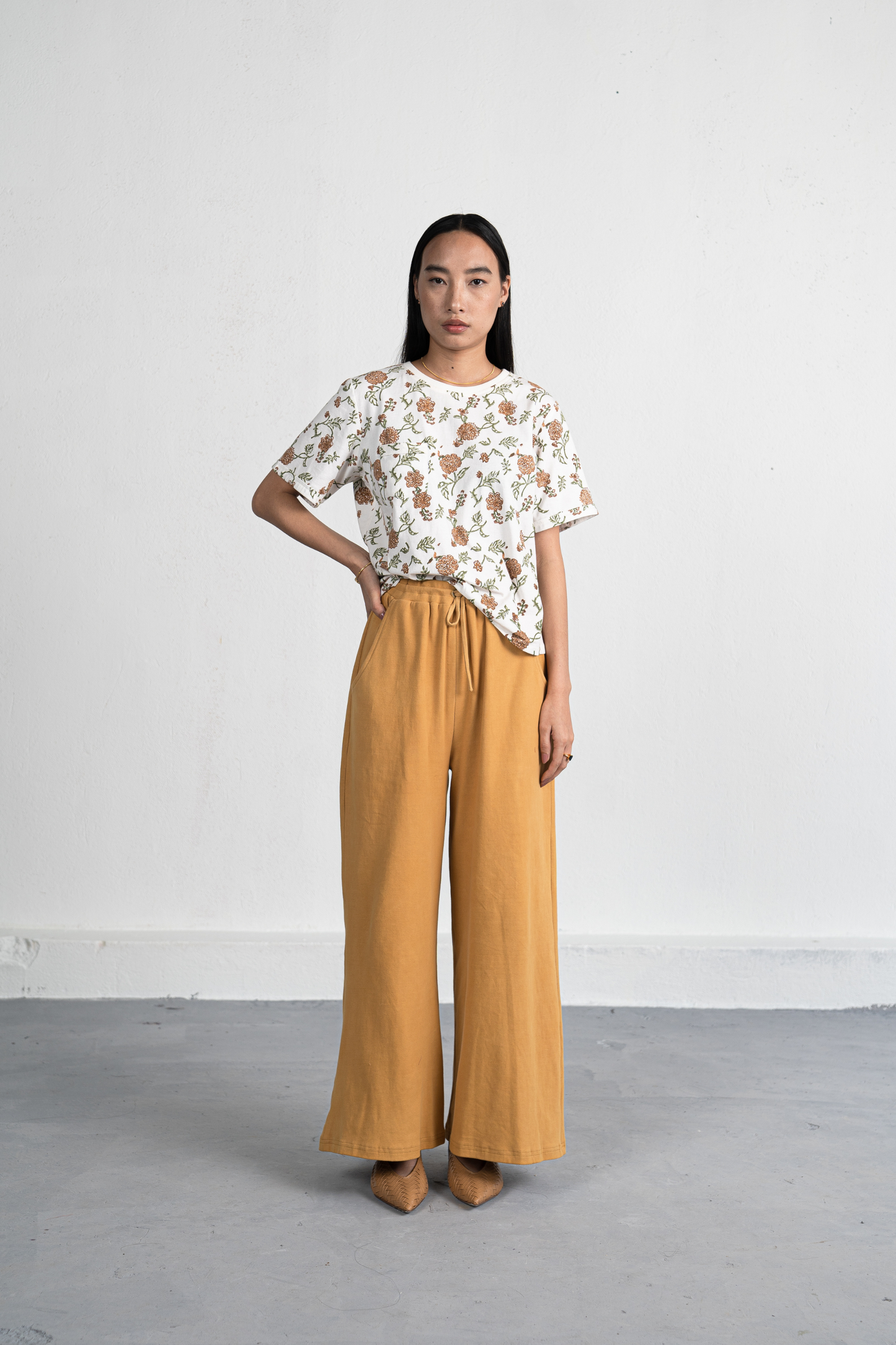Dahlia Moon organic cotton knit t-shirt