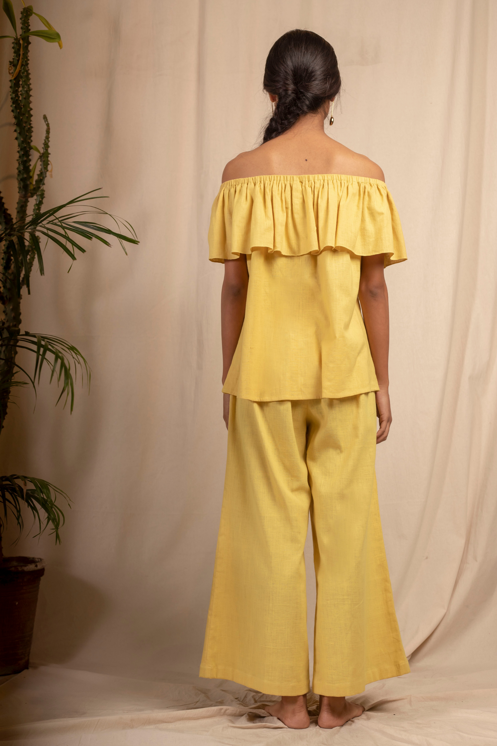 Sui | DAL PORTO embroidered, herbal-dyed handwoven organic cotton casual trousers from Granita Summer Collection 2019