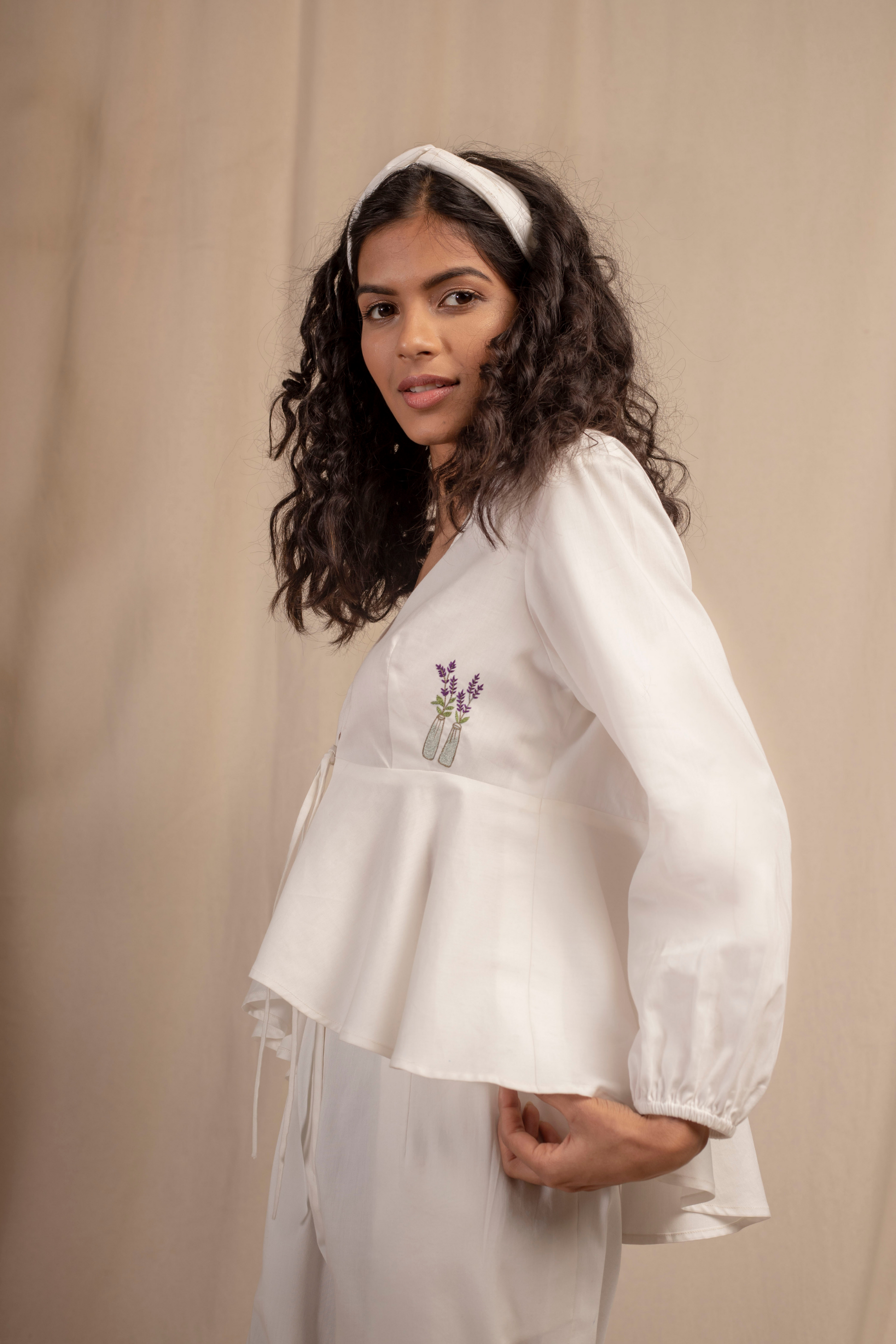 Sui | ROSALBA embroidered organic cotton asymmetrical crop top from Granita Summer Collection 2019