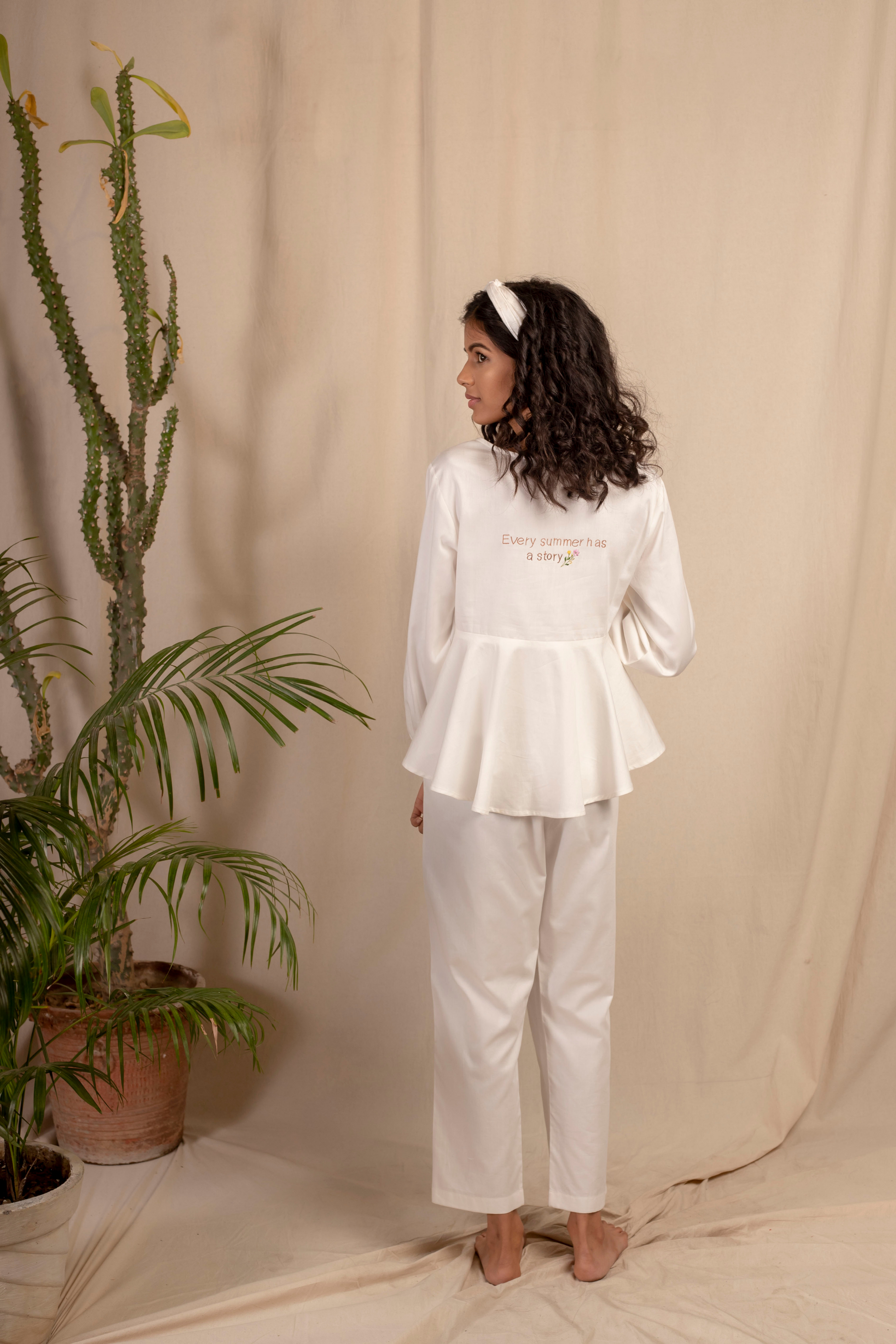 xSui | ROSALBA embroidered organic cotton casual trousers from Granita Summer Collection 2019